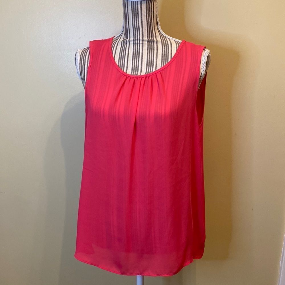 APT 9 Woman’s Tank Blouse. Large